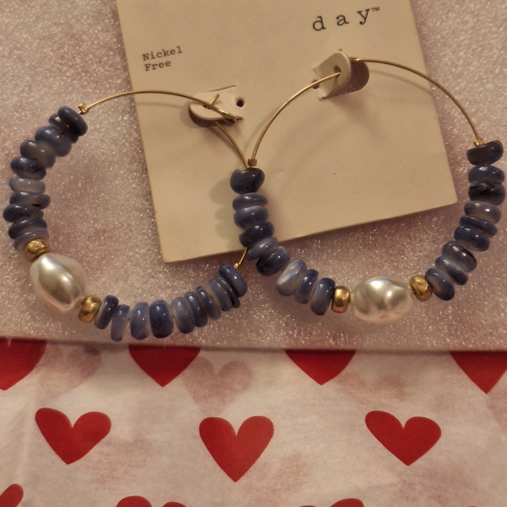 A New Day Hoop Earrings 25 13$